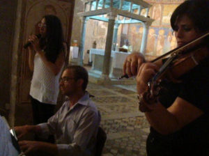 cantante lirica, organista, violinista